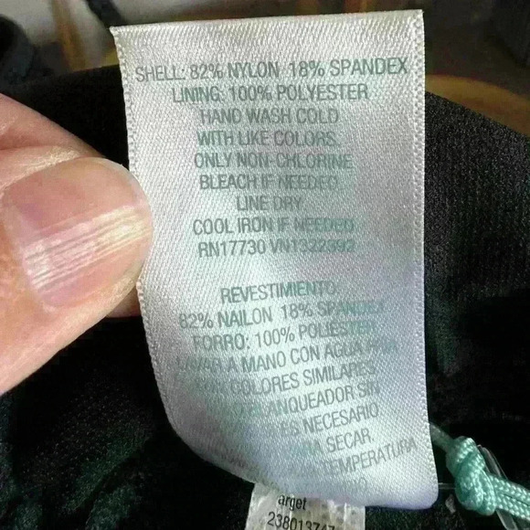 Kona Sol Full Coverage Black One-Piece Swimsuit - Size Small - NWT - Picture 6 of 6